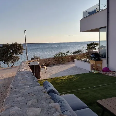 Bella Mare *