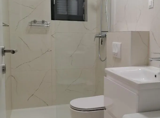 Bella Mare ماندري