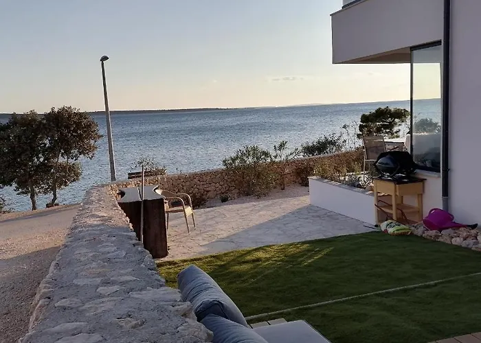 Bella Mare *